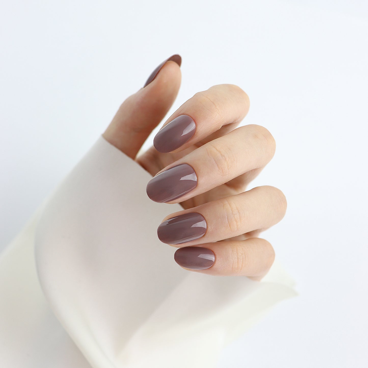 Mocha Nude, Press-on Nails, 24 Pieces, Oval Shape, Gel Polish Finish, Glossy, Medium length