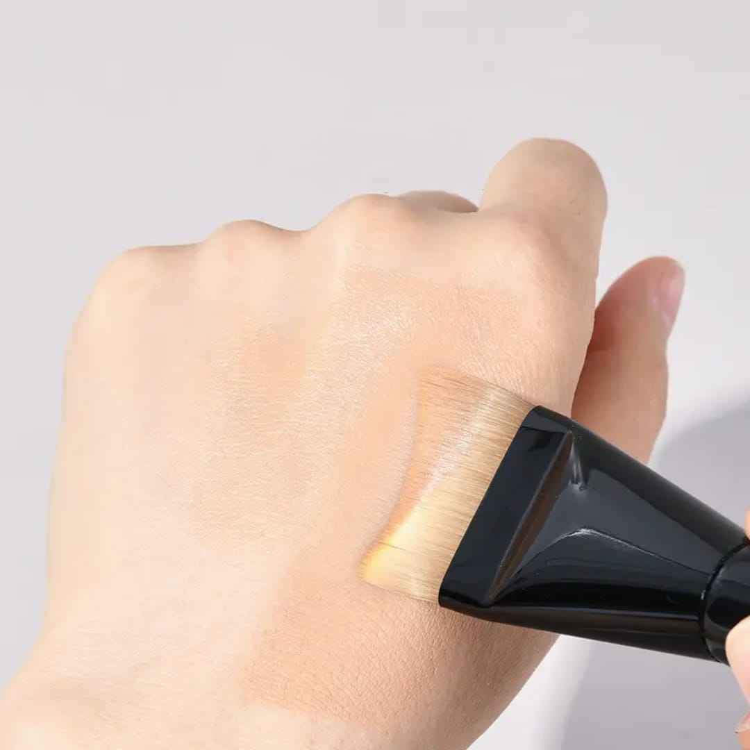 Makeup Foundation and Concealer Brush